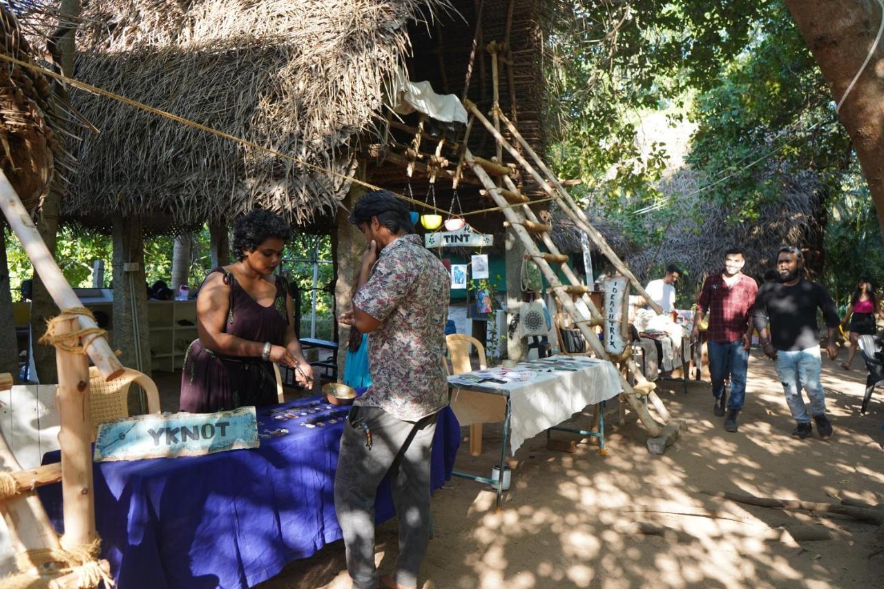 Peace Garden Vandrehjem Auroville Eksteriør billede